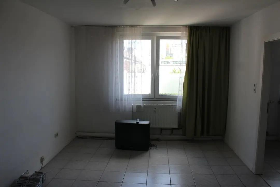 Schöne 2 Zimmer Wohnung über den Dächern des Krefelder Zentrums!!